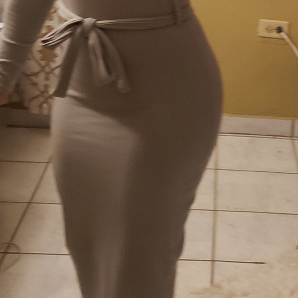 Dress - Picture 2 of 4